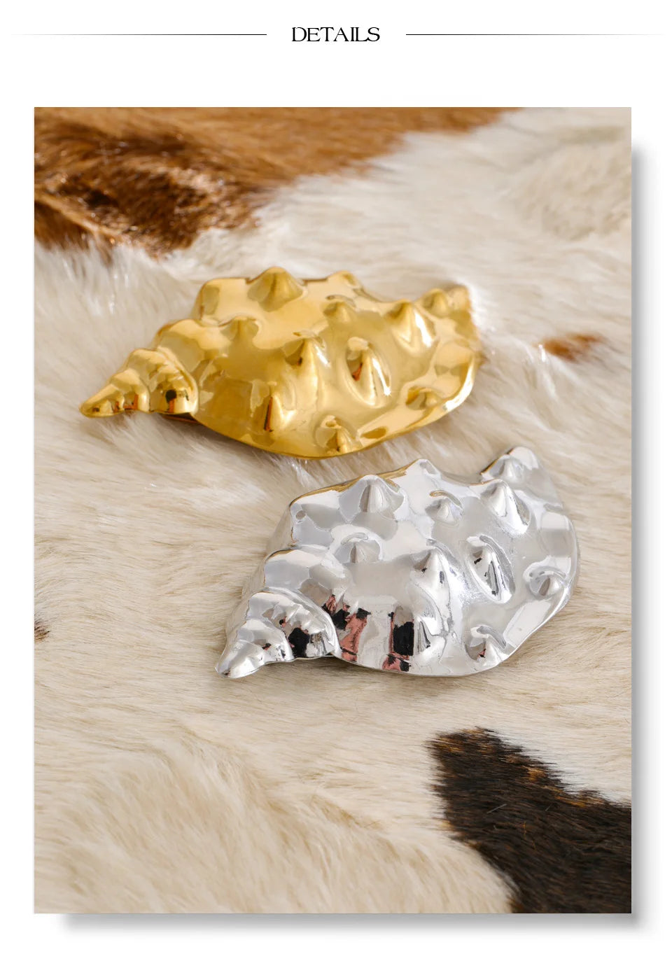 Shell geometric brooch in gold-plated stainless steel with shell.