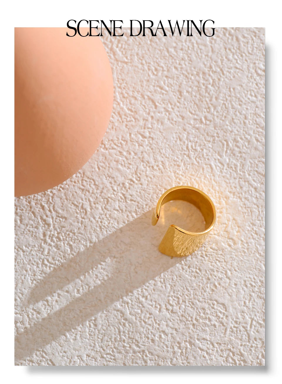 Minimalist geometric ring in 18K gold-plated stainless steel.