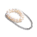 Freshwater pearl geometric necklace in 18K gold-plated stainless steel with freshwater pearl.