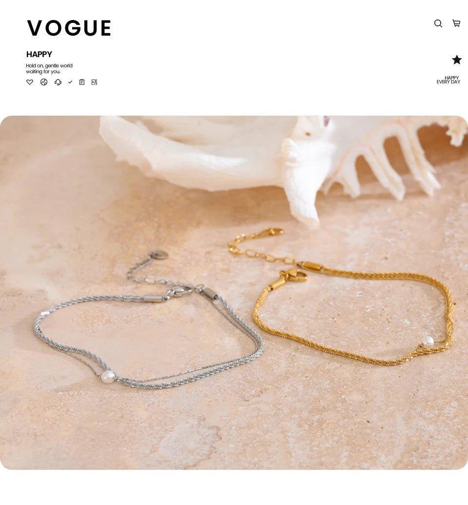 Pearl geometric chain necklace in gold-plated stainless steel with pearl.
