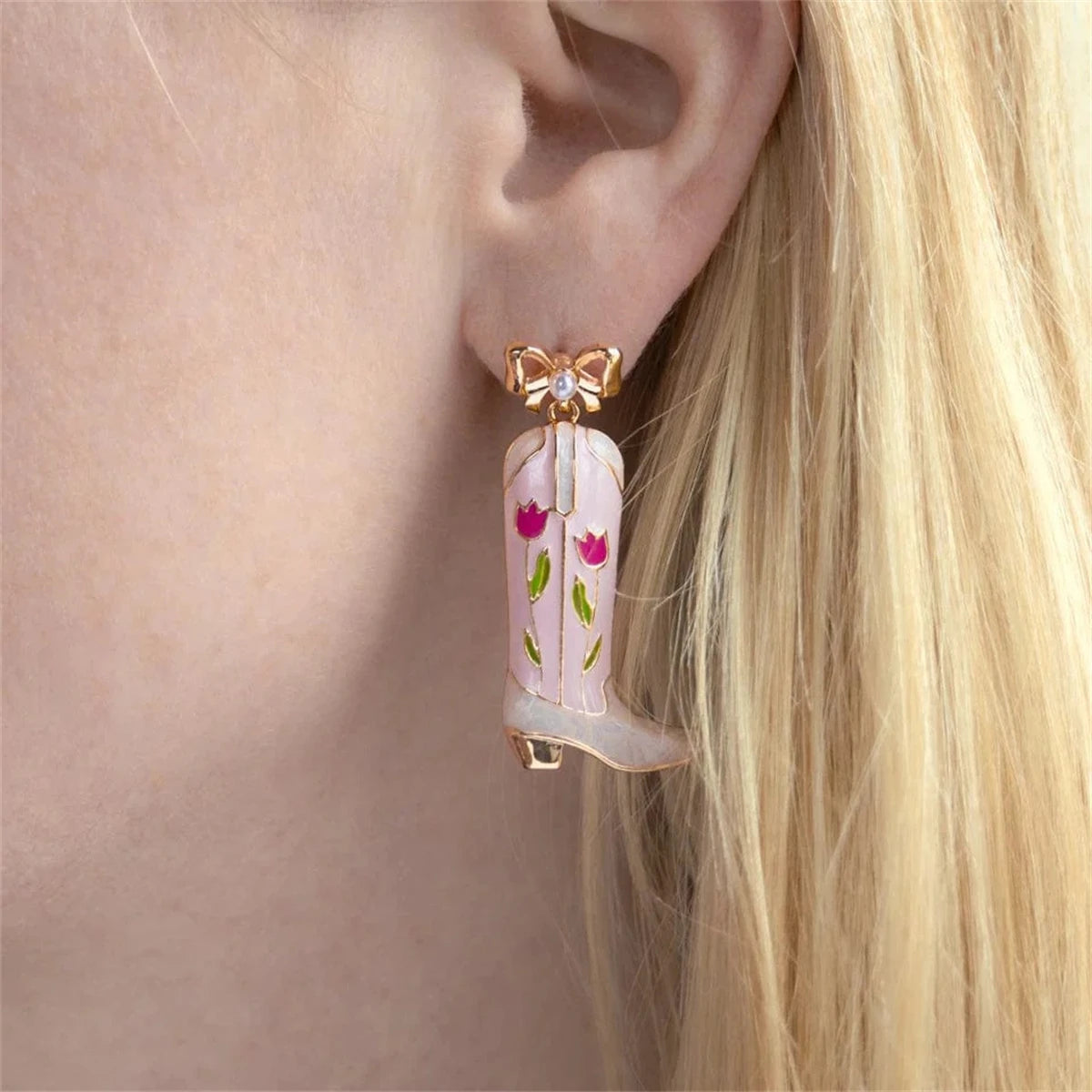 New Fashion Autumn Boots Love Earrings Earrings Female Gold Plated Color Preserving Earrings