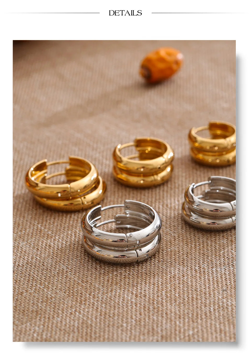 Geometric earrings in gold-plated stainless steel.