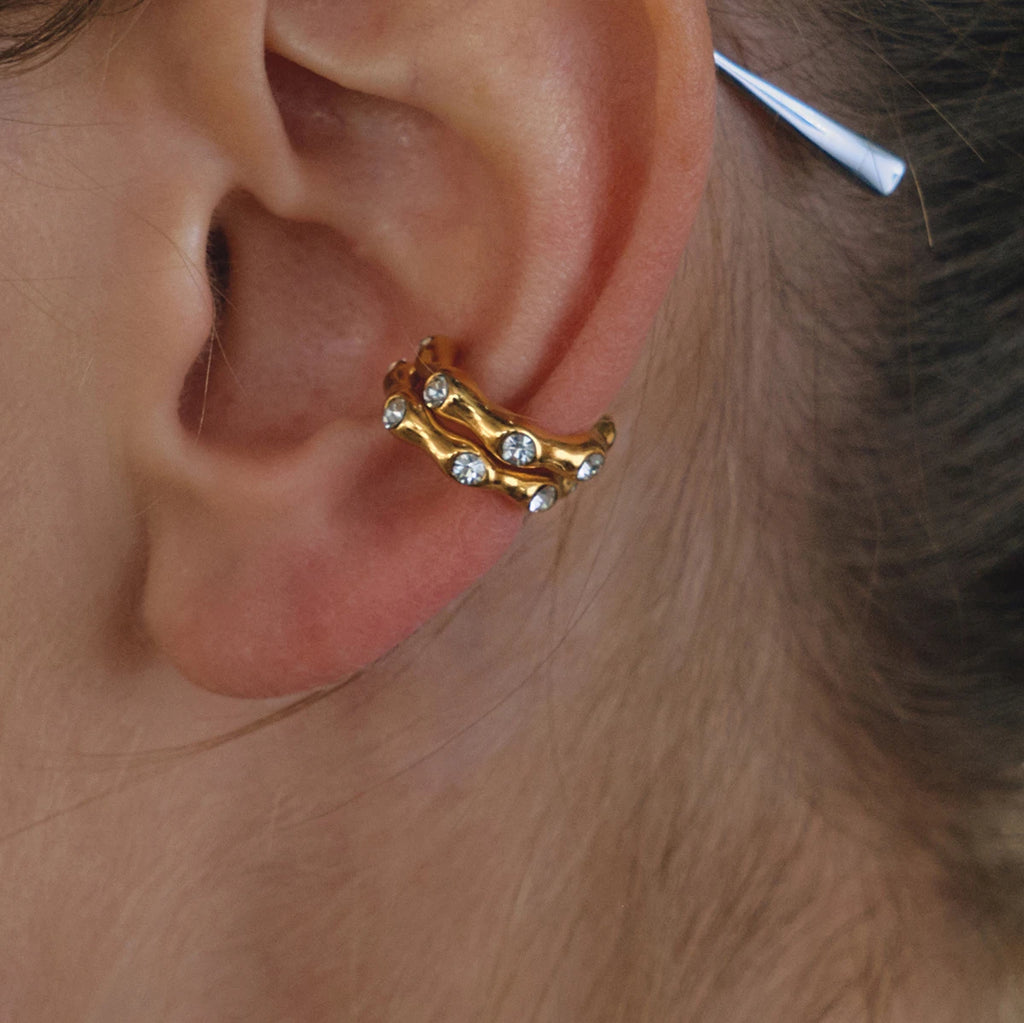 Wavy CZ Stud Earrings — Stainless Steel · PS377