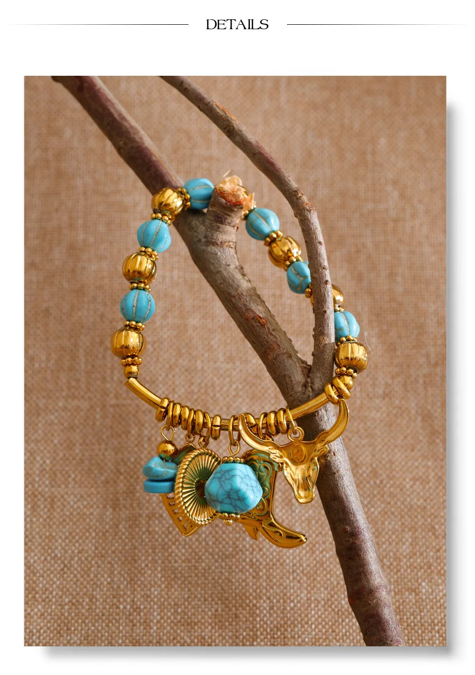 Natural stone heart beaded necklace in gold-plated stainless steel with natural stone.