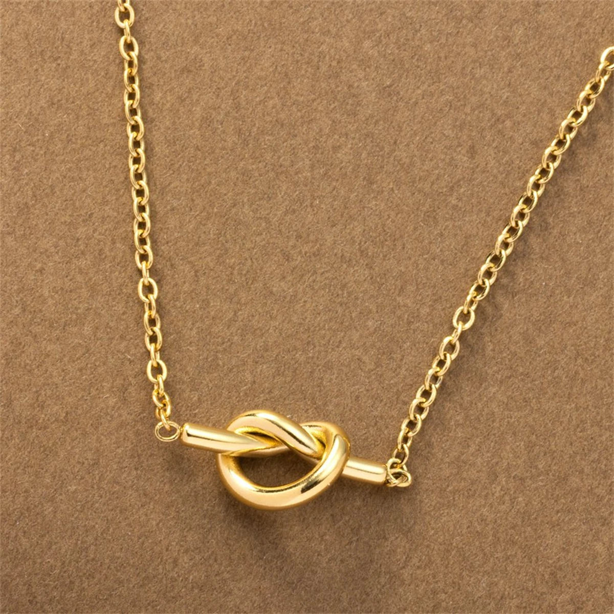 Crowd Lover Knot Heart shaped Pendant Necklace, Women's Titanium Steel Plated 18K Gold Popular Collar Chain