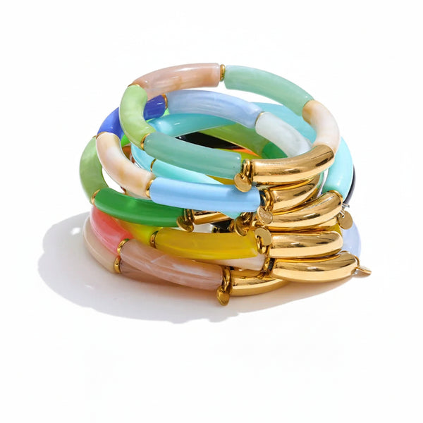 Colorful bracelet with gold-plated clasp.