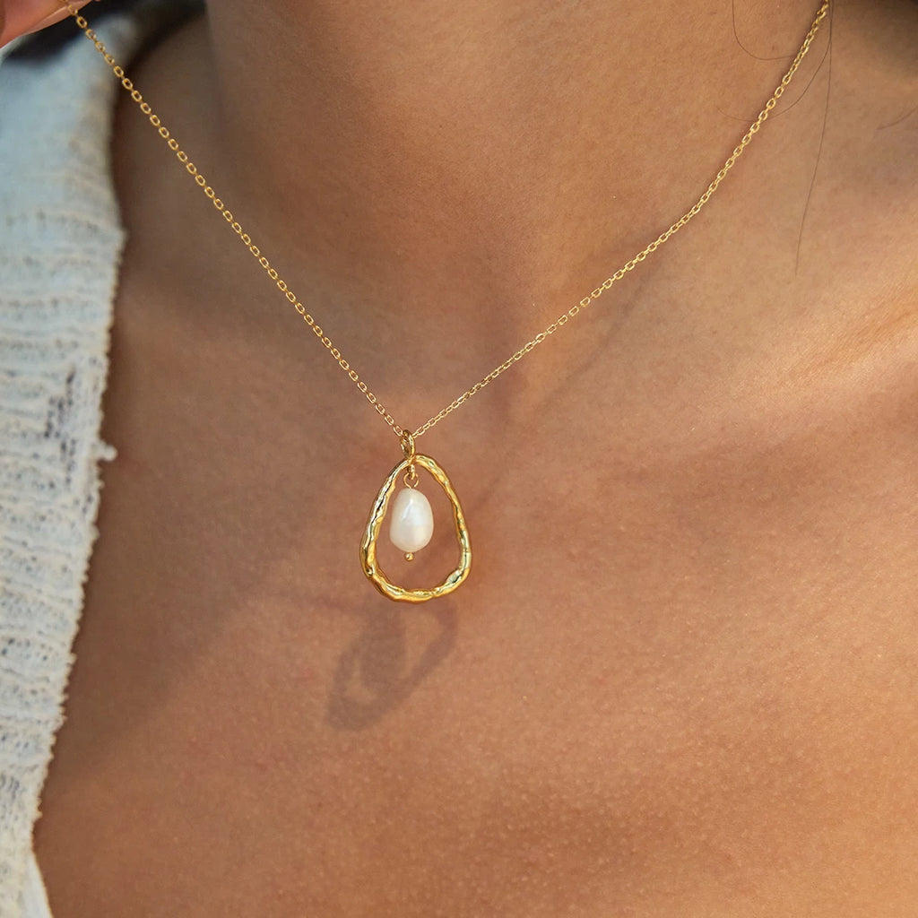 Pearl Teardrop Necklace — Stainless Steel · PS172