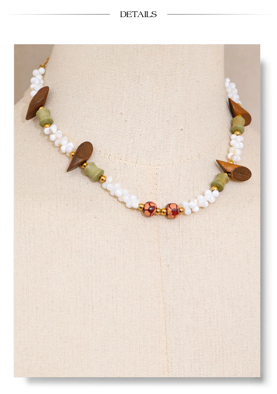 Shell beaded geometric necklace in gold-plated stainless steel with shell.