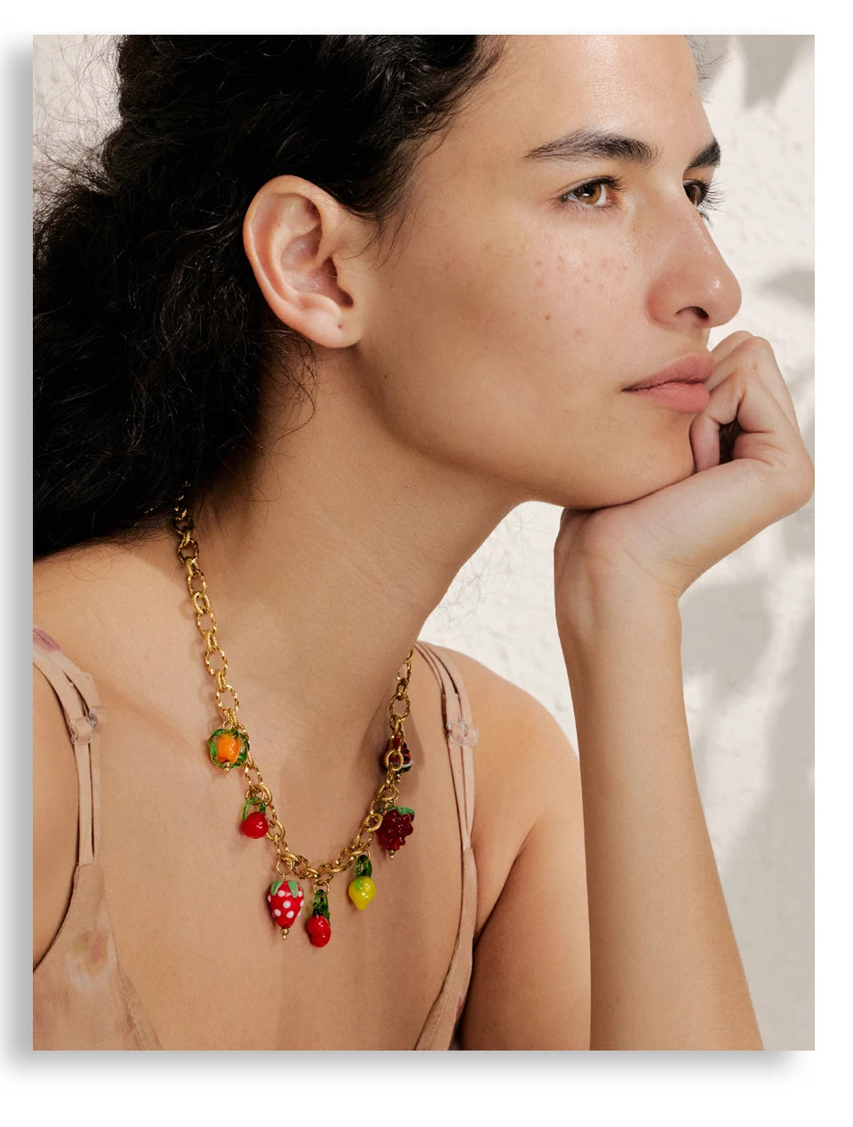 Geometric necklace in gold-plated stainless steel.