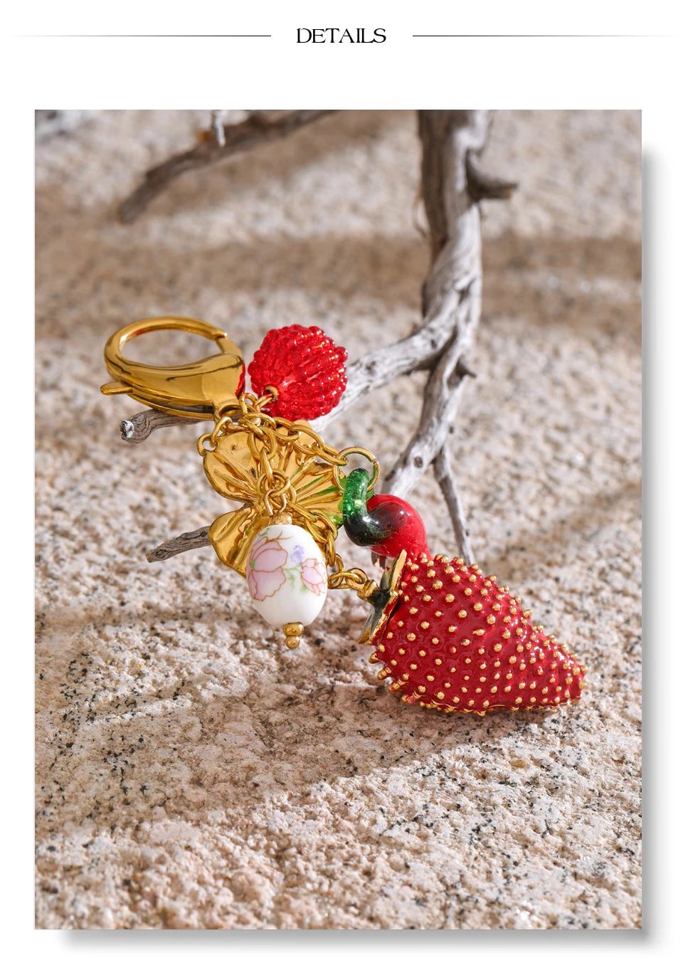 Red resin enamel necklace in gold-plated stainless steel with resin and enamel.