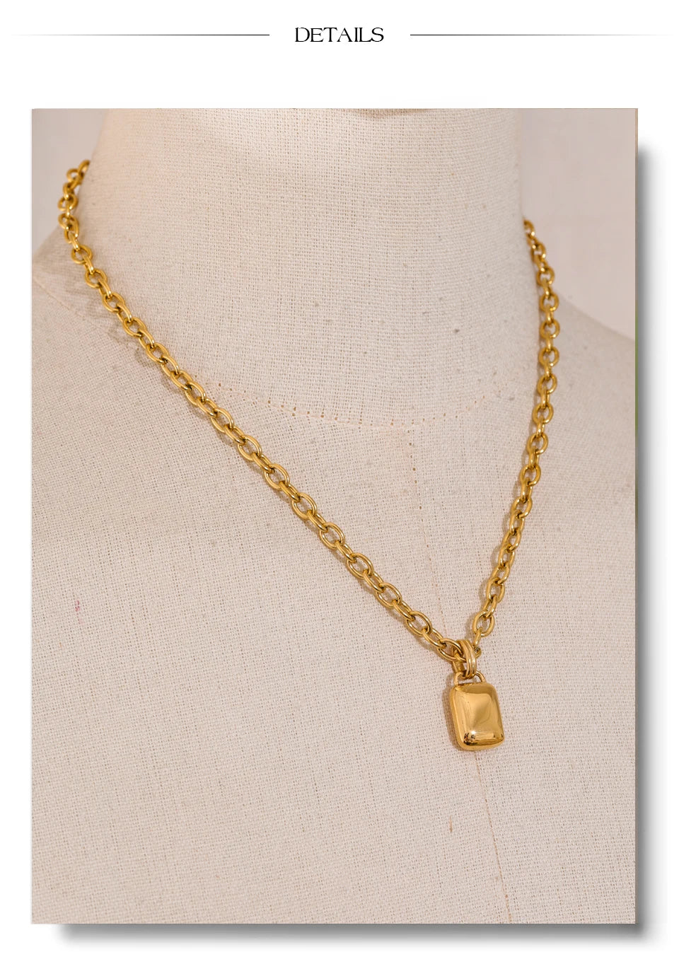 Geometric necklace in gold-plated stainless steel.