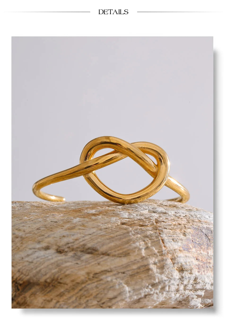 Heart bracelet in gold-plated stainless steel.