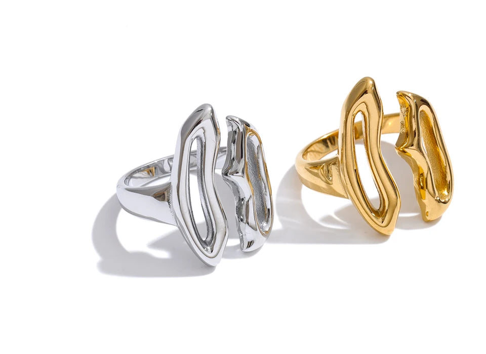 Geometric ring in gold-plated stainless steel.