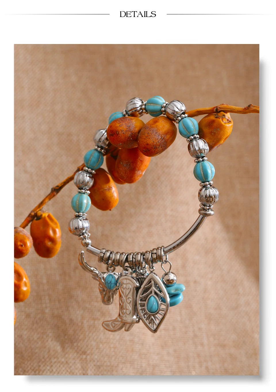 Natural stone heart beaded necklace in gold-plated stainless steel with natural stone.