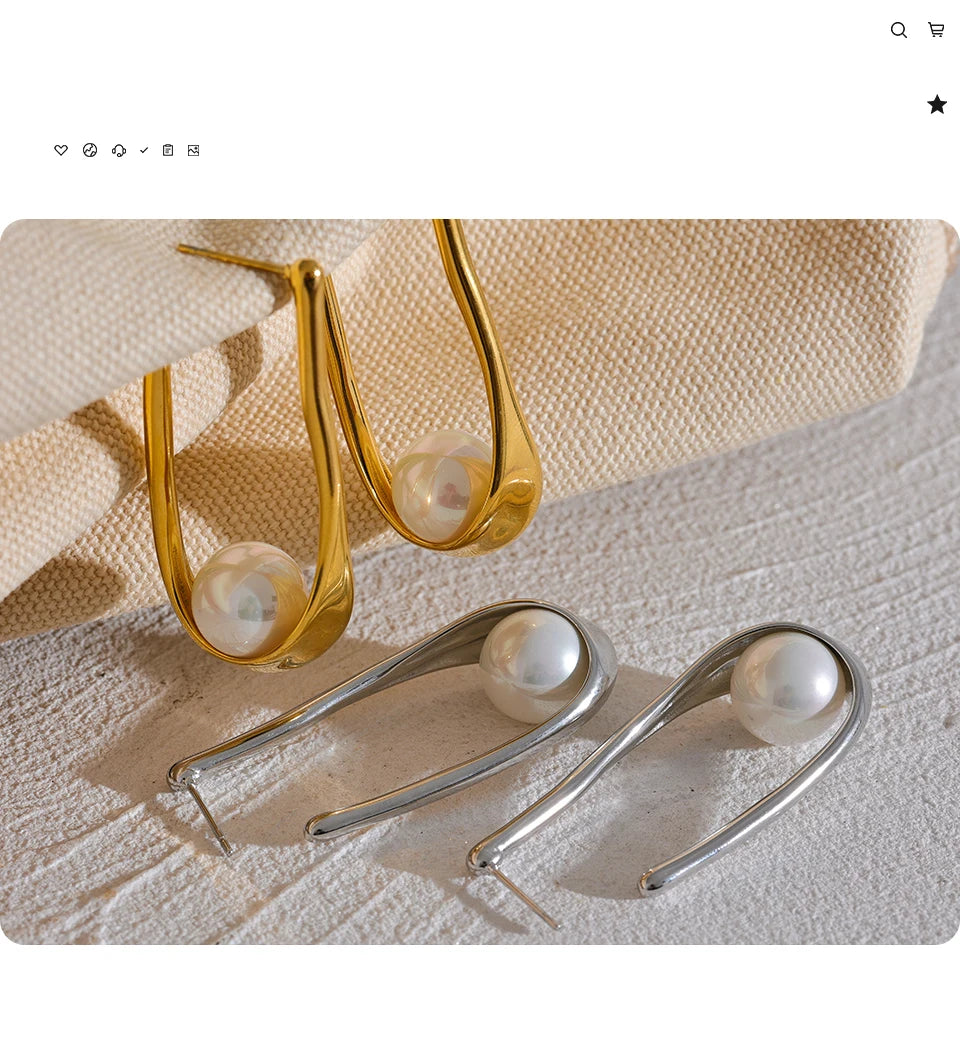 Pearl minimalist geometric earrings in gold-plated stainless steel with pearl.