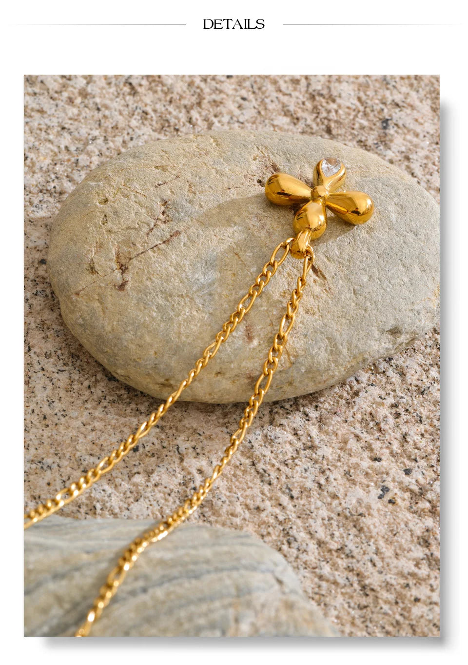 Cubic zirconia flower necklace in gold-plated stainless steel with cubic zirconia.