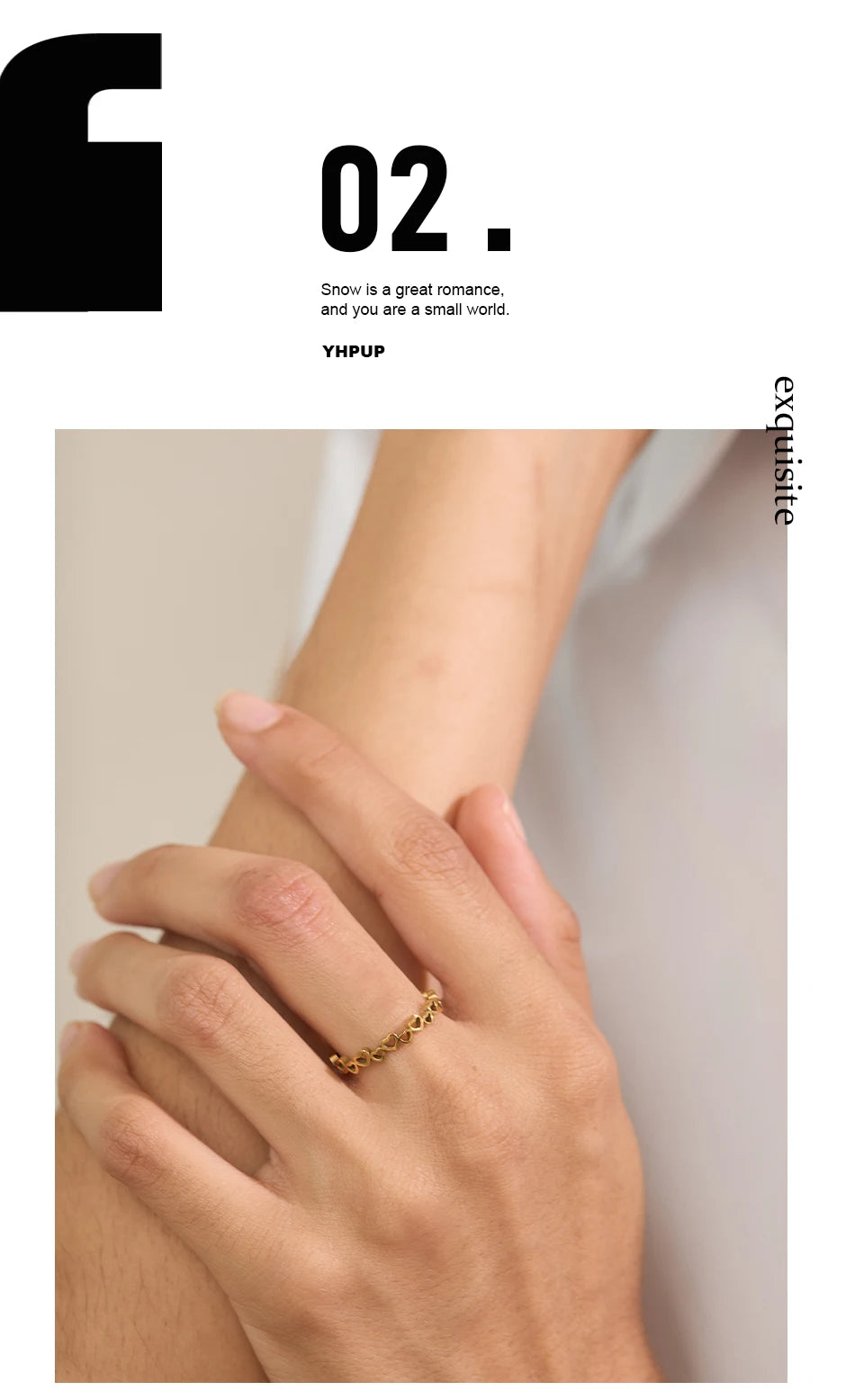 Heart minimalist ring in 18K gold-plated stainless steel.