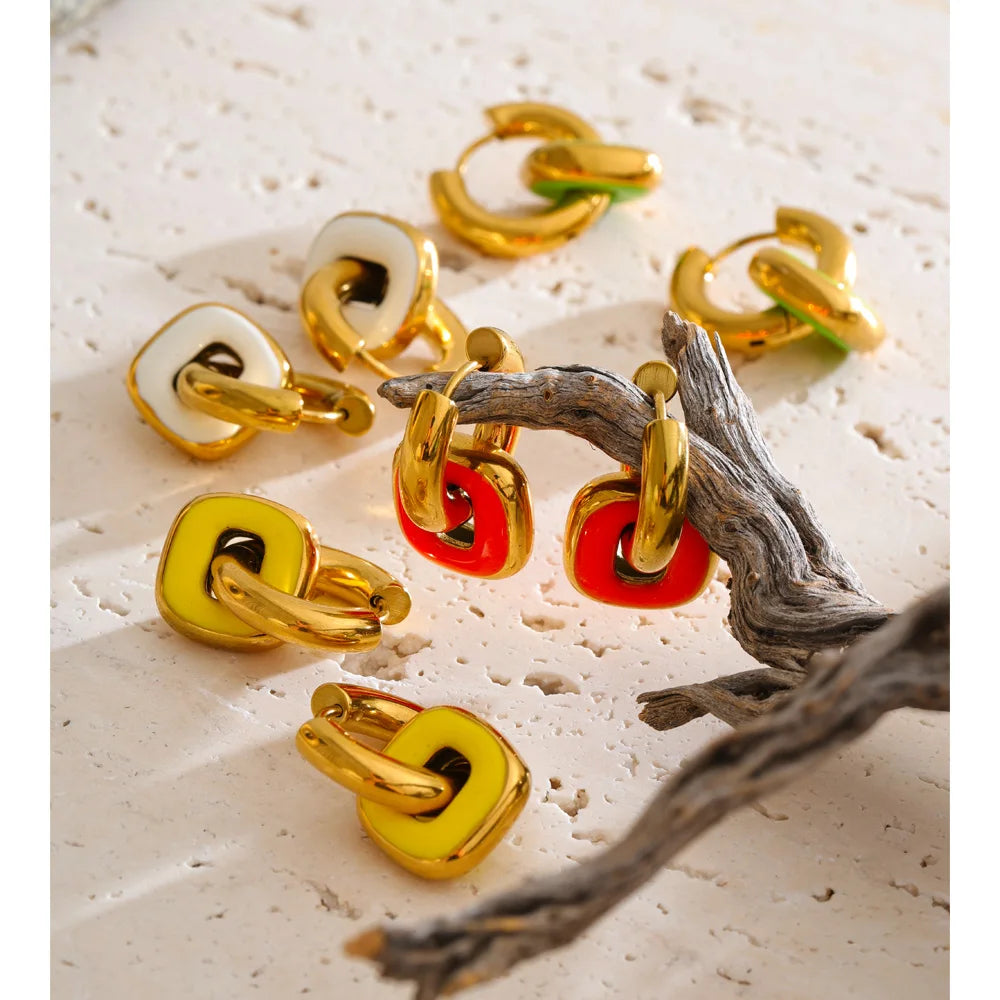 Enamel multi-color geometric earrings in gold-plated stainless steel with enamel.