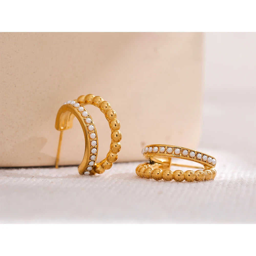 Pearl vintage geometric earrings in 18K gold-plated stainless steel with pearl.