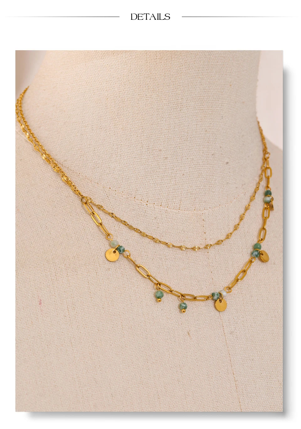 Green natural stone geometric necklace in gold-plated stainless steel with natural stone.