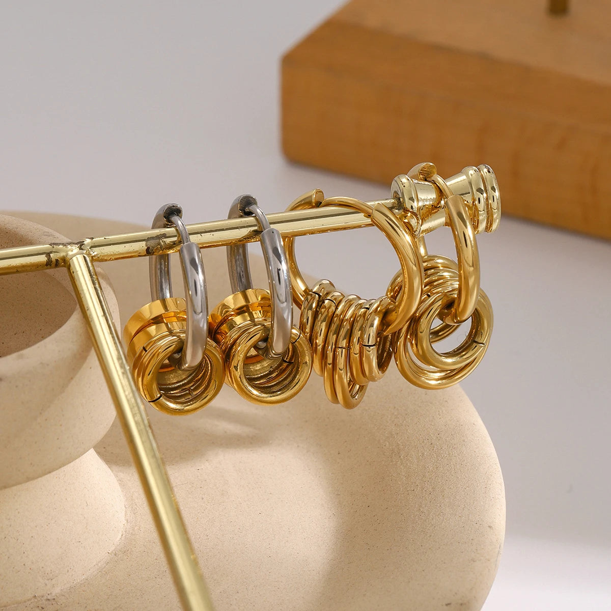 Knot Hoop Earrings — Stainless Steel · PS072