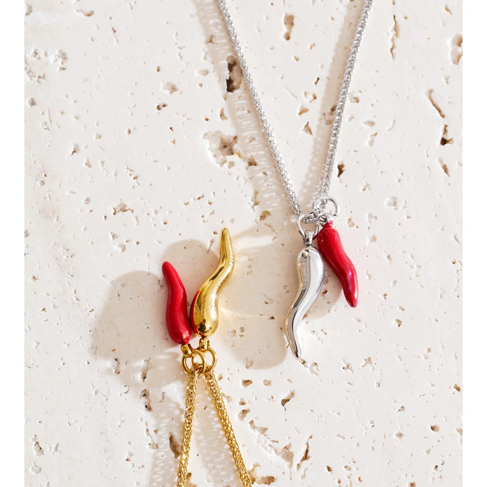 Red enamel geometric necklace in gold-plated stainless steel with enamel.