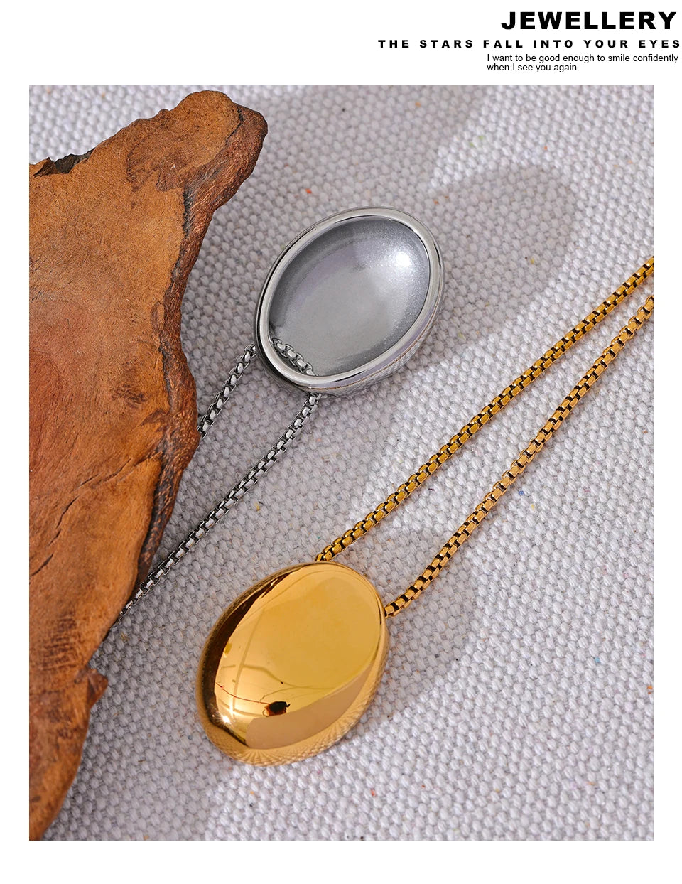 Minimalist geometric chain necklace in gold-plated 316L stainless steel.
