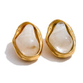 Resin acrylic geometric earrings in gold-plated stainless steel with resin and acrylic.