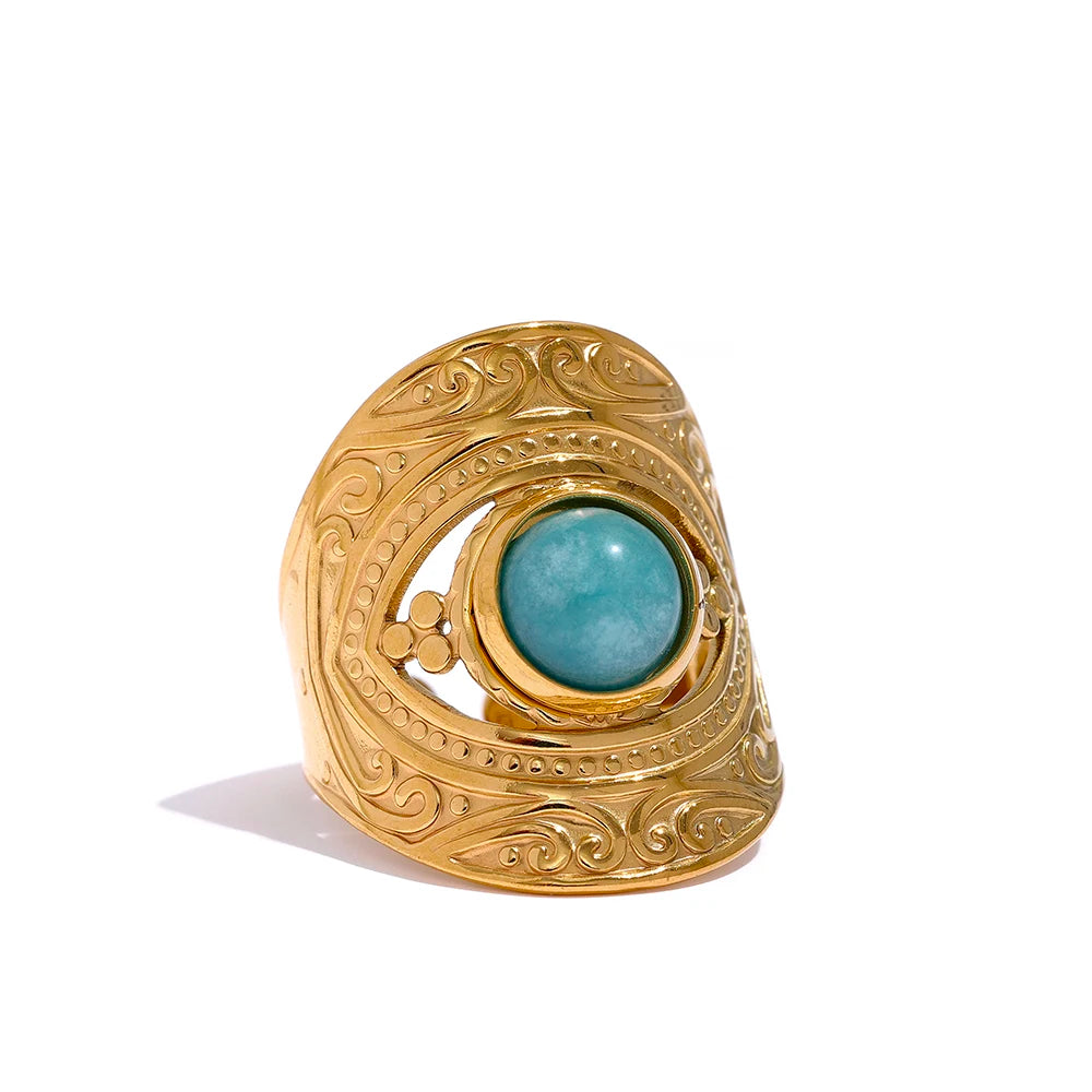 Red natural stone vintage ring in gold-plated stainless steel with natural stone.
