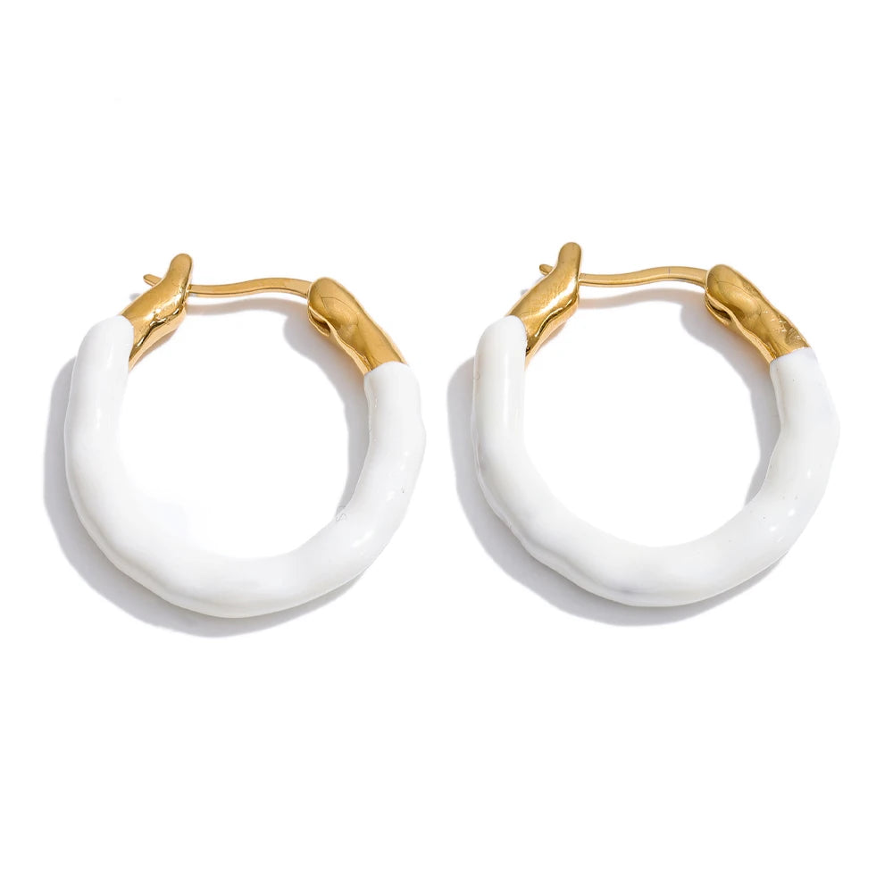 Multi-color y2k geometric earrings in gold-plated stainless steel.