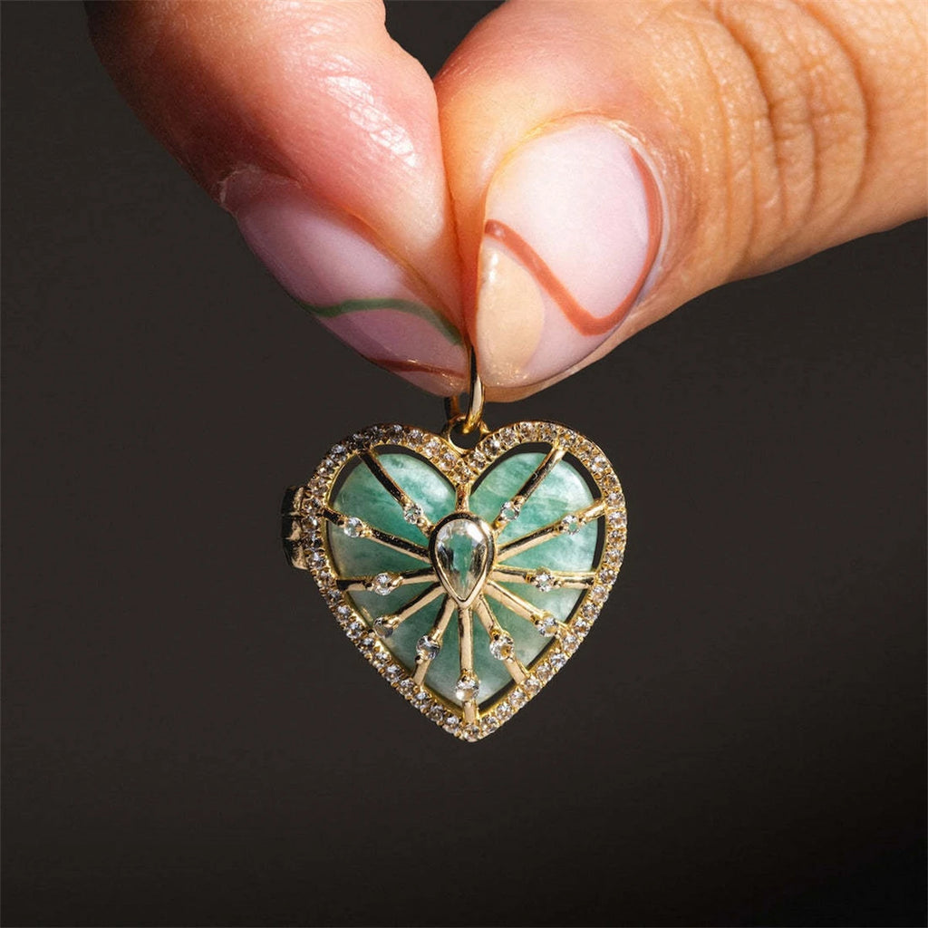 New Natural Stone Round Opening Necklace for Women with Peach Heart Opening, Gold Plated and Color Preserving
