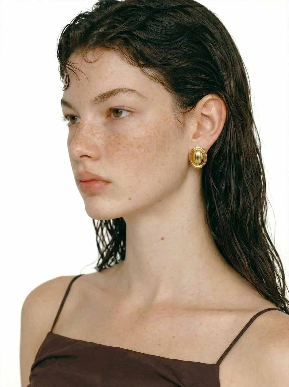Geometric earrings in gold-plated stainless steel.