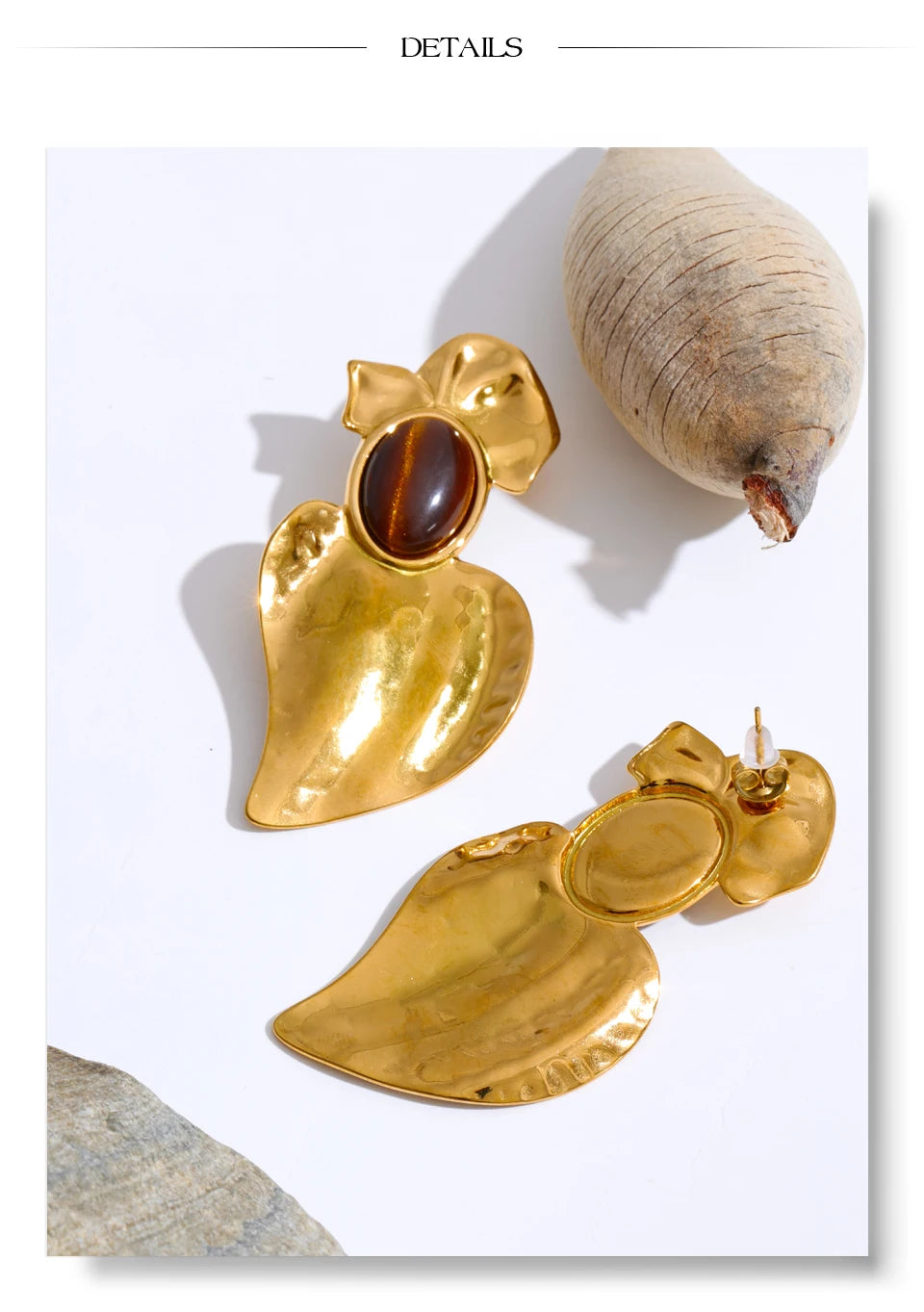 Natural stone heart geometric earrings in gold-plated stainless steel with natural stone.