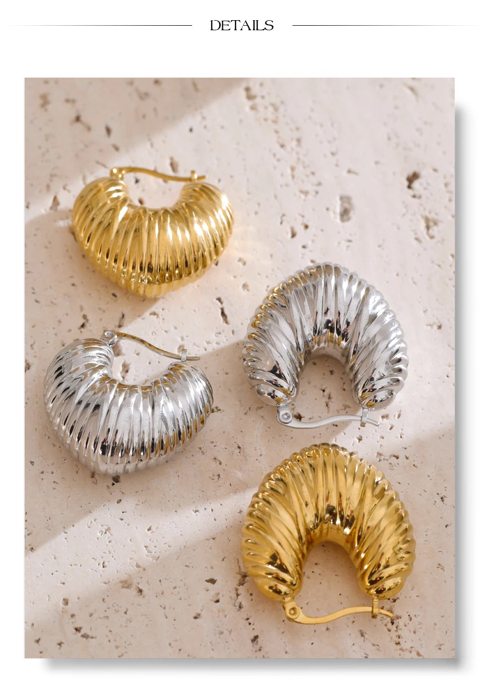 Geometric earrings in gold-plated stainless steel.