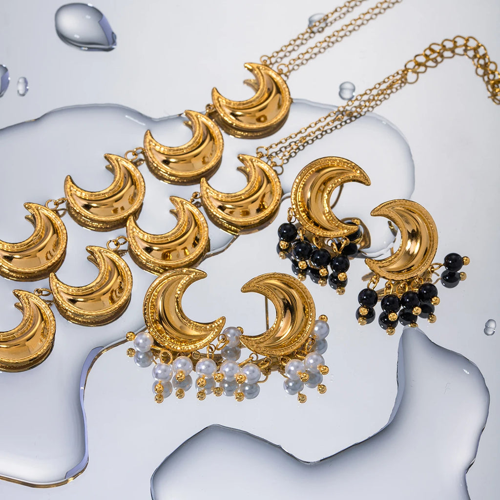 Crescent Moon Jewelry — Stainless Steel · PS130
