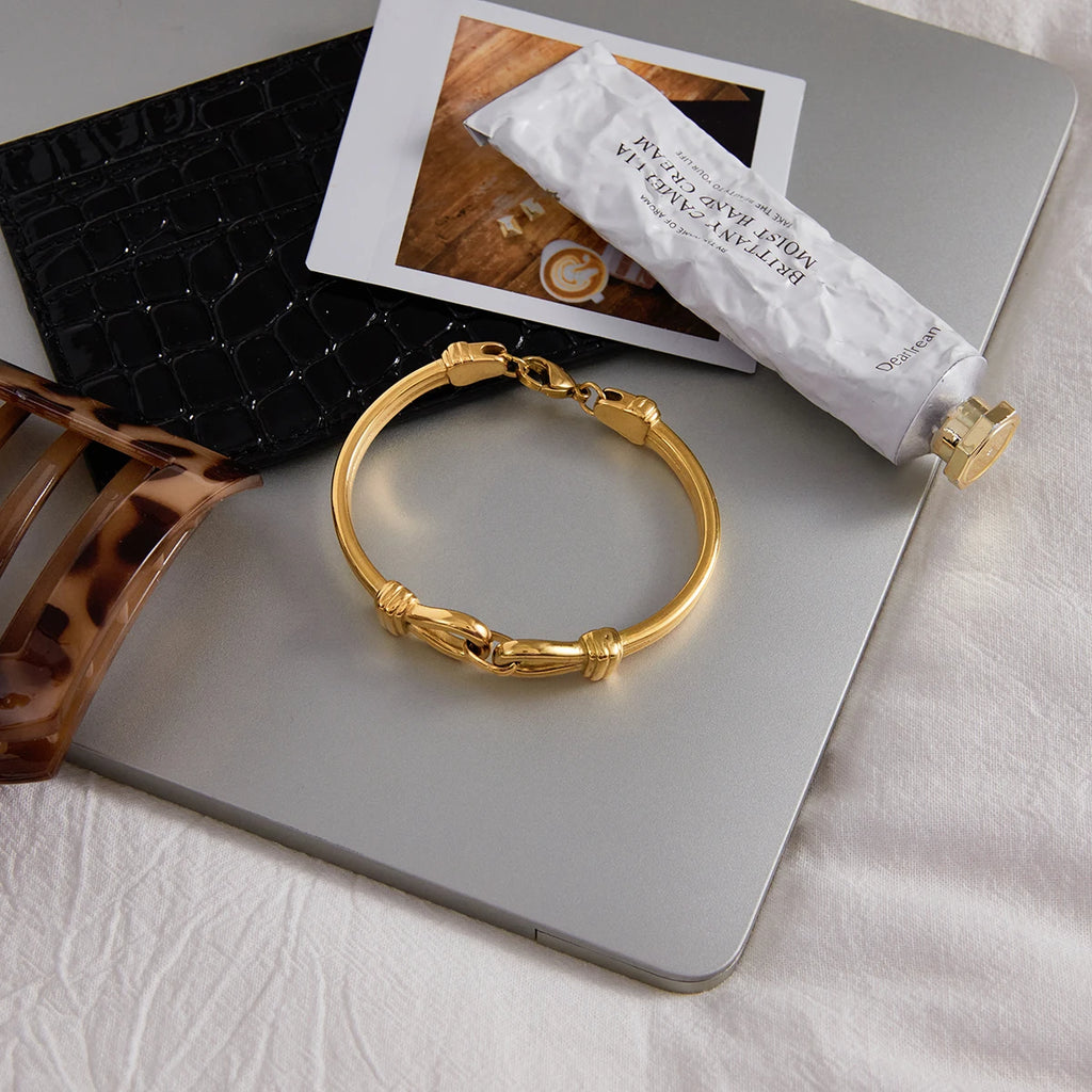 Wishbone Buckle Bracelet — Stainless Steel · PS381