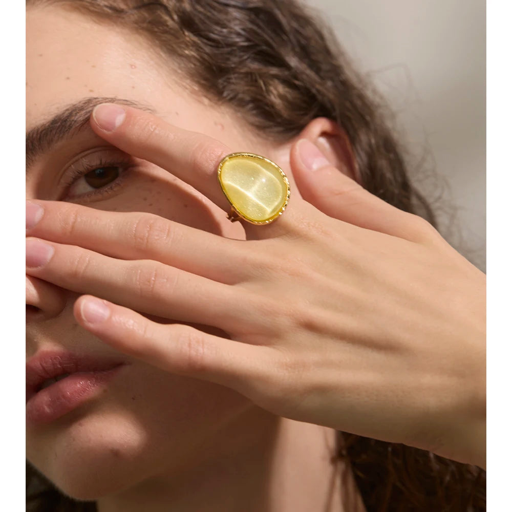 White resin multi-color ring in 18K gold-plated stainless steel with resin.