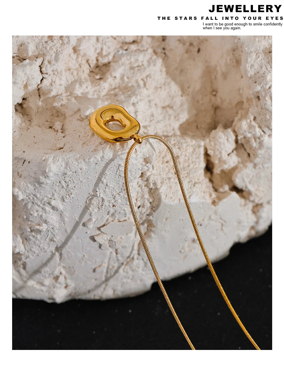 Geometric necklace in gold-plated 316L stainless steel.