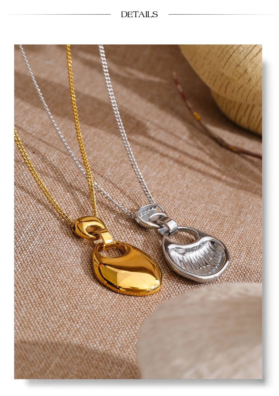 Geometric necklace in gold-plated stainless steel.