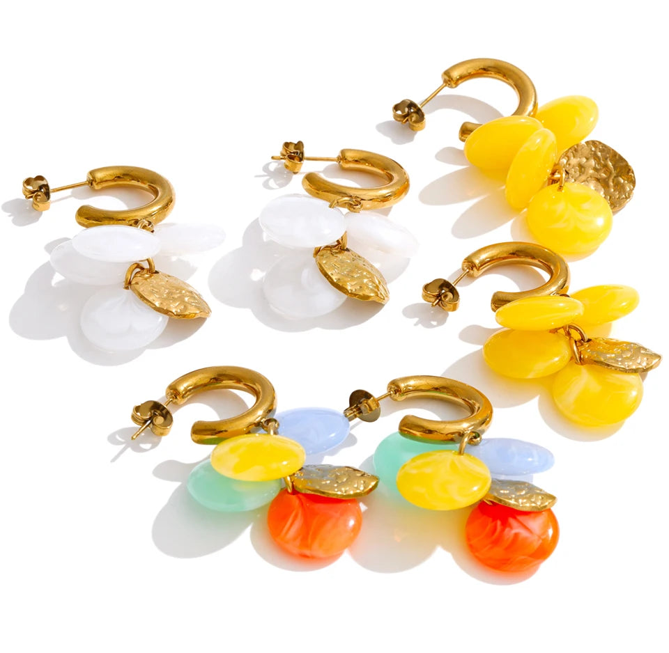 Resin acrylic multi-color earrings in gold-plated stainless steel with resin and acrylic.