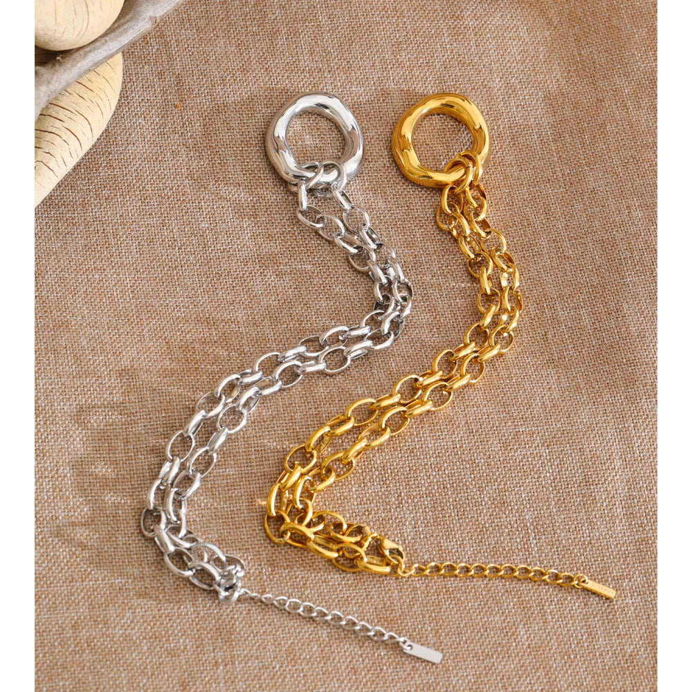 Coin geometric necklace in gold-plated stainless steel.