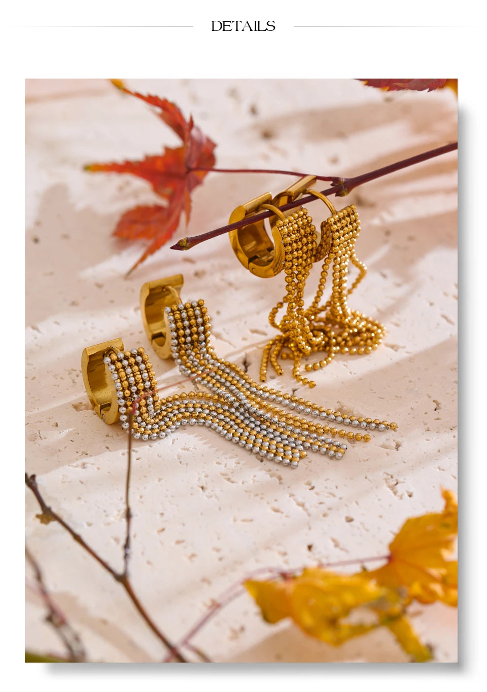 Geometric chain earrings in gold-plated stainless steel.
