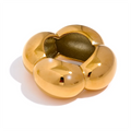 Flower geometric ring in 18K gold-plated 316L stainless steel.