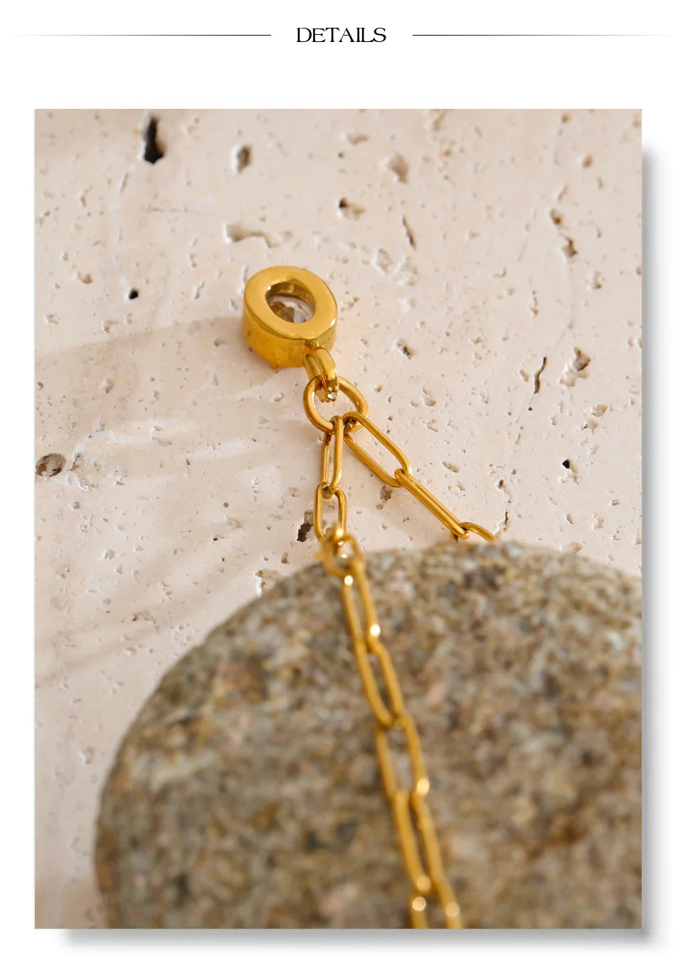Cubic zirconia geometric necklace in gold-plated stainless steel with cubic zirconia.