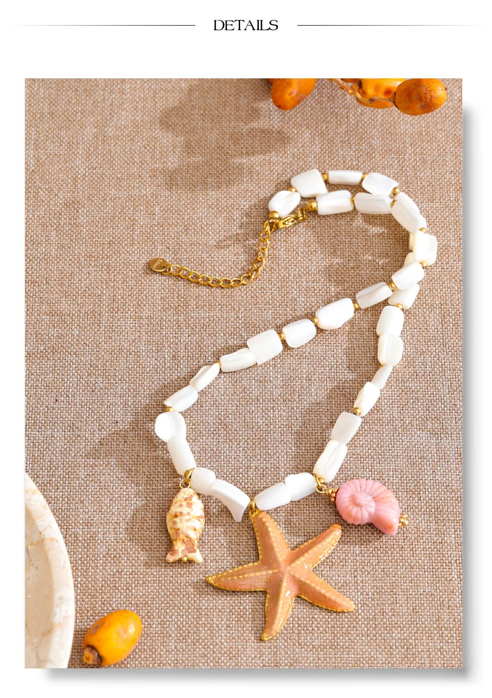 Shell star chain necklace in gold-plated stainless steel with shell.