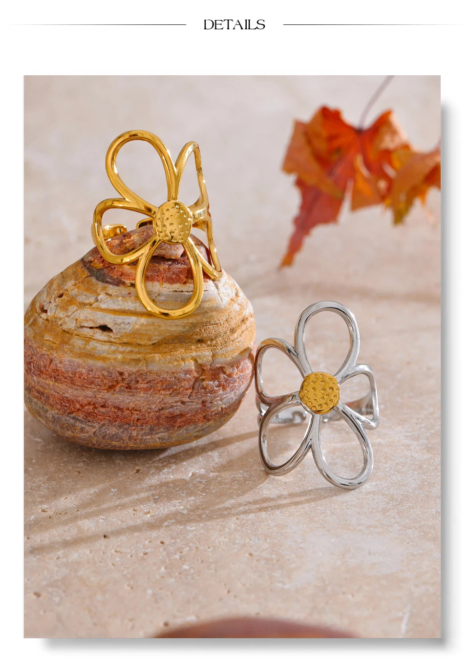 Flower ring in gold-plated stainless steel.