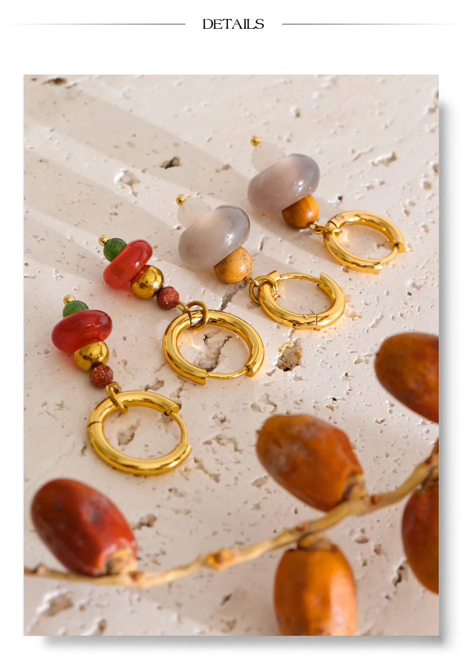 Natural stone geometric earrings in gold-plated stainless steel with natural stone.