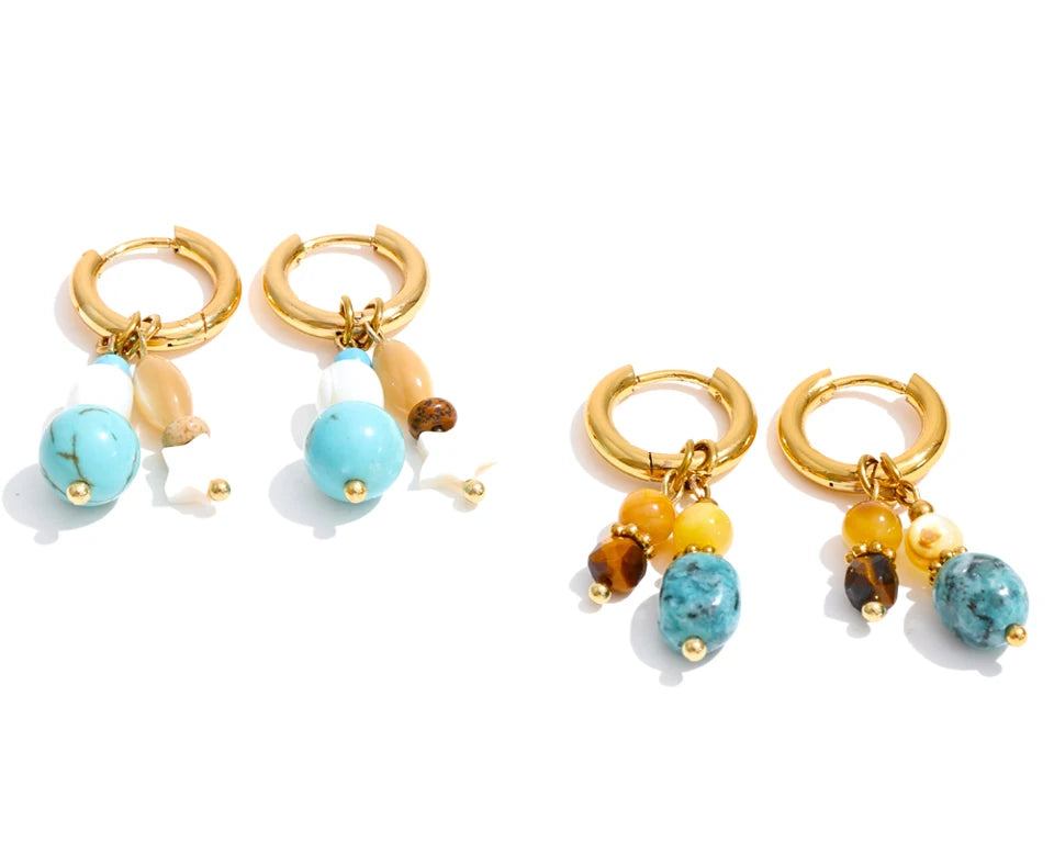 Natural stone star geometric earrings in gold-plated stainless steel with natural stone.