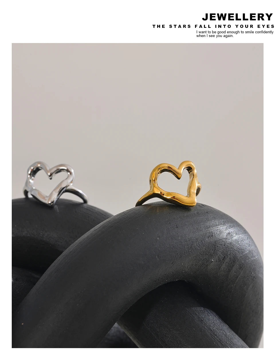 Heart minimalist ring in gold-plated stainless steel.