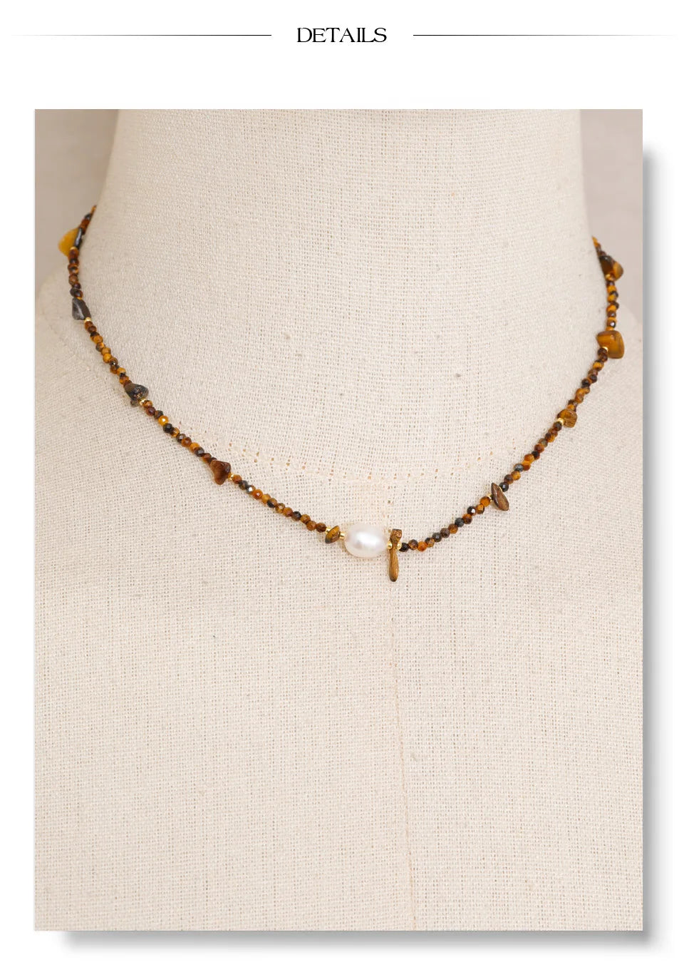 Freshwater pearl natural stone beaded necklace in gold-plated stainless steel with freshwater pearl and natural stone.